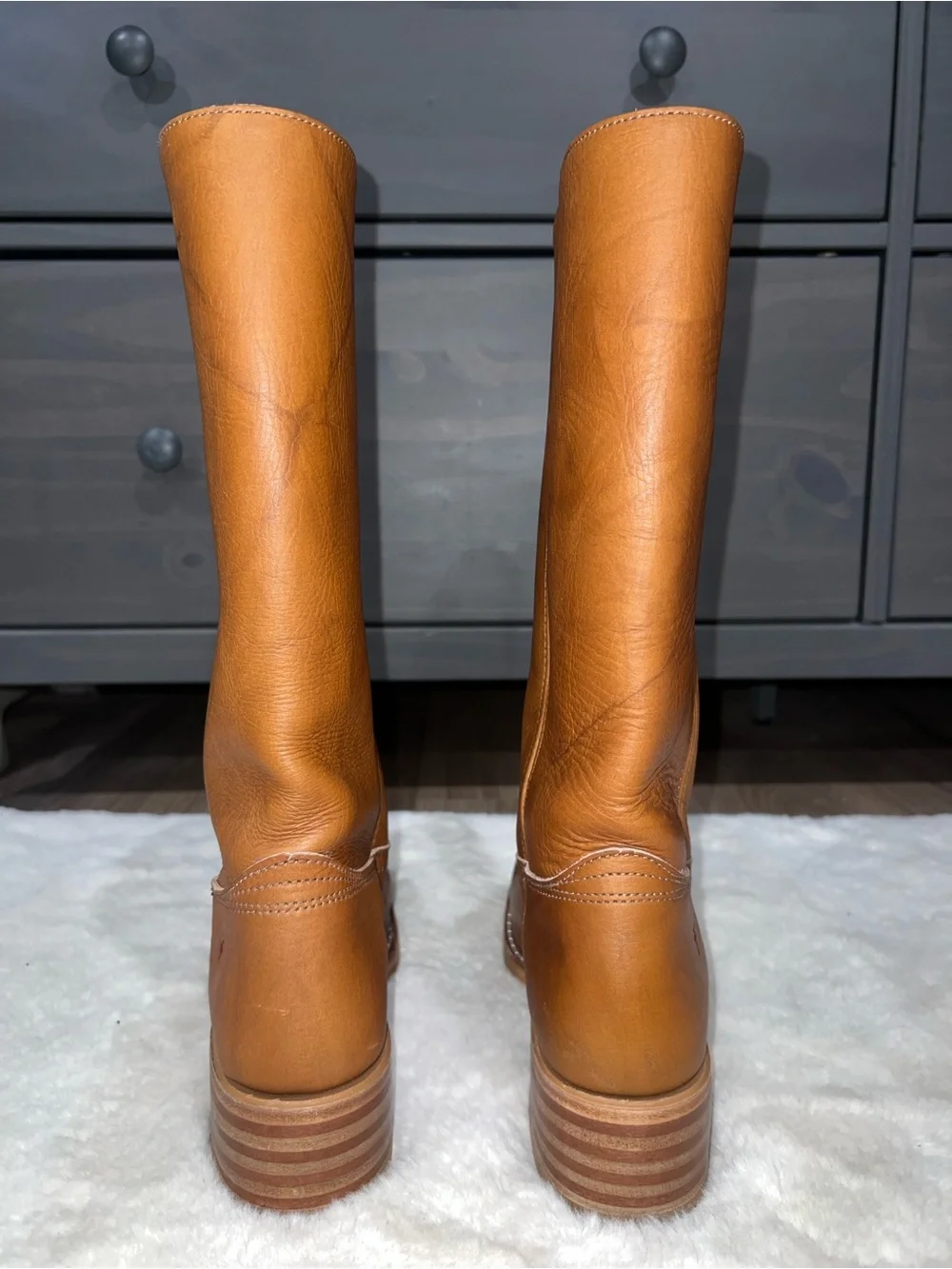Frye Campus Boots in Saddle Brown Cognac Leather - WORN ONCE excellent preowned - Picture 3 of 12